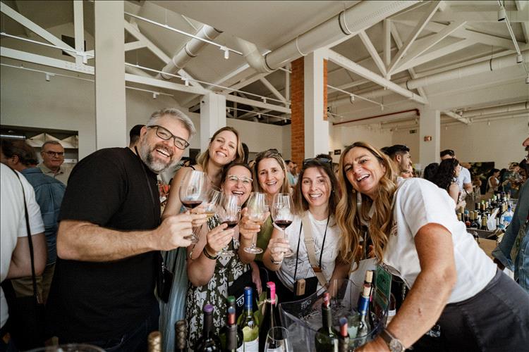 Vinhos do Tejo animaram o Dia da Fernão Pires na Praça em Lisboa